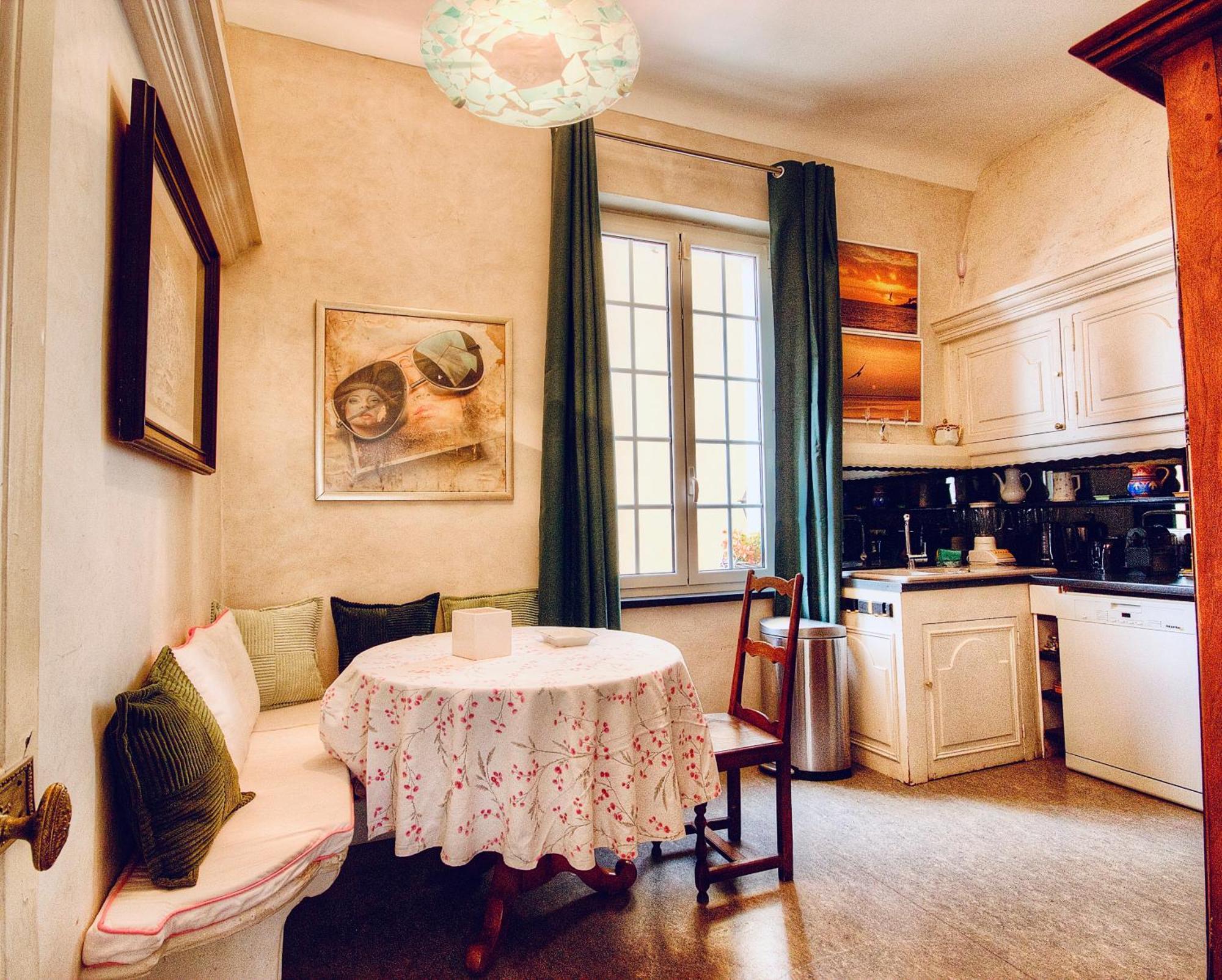 Les Remparts Antibes Location Apartment Екстериор снимка